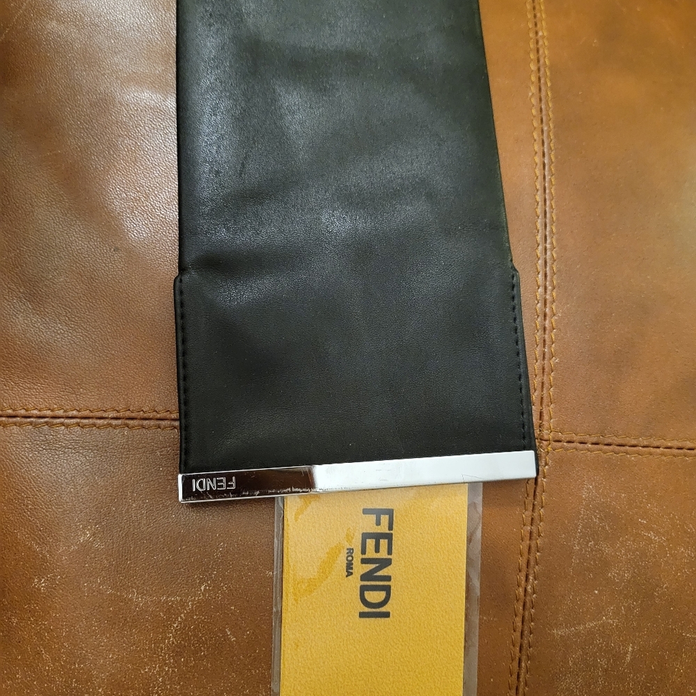 Fendi Black and Silver Leather Pouch - Picture 7 of 7